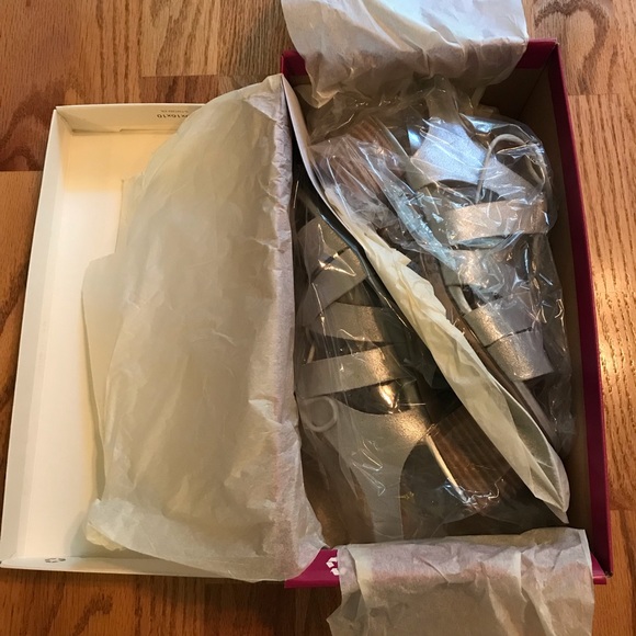 NIB Naturalizer Felicity Silver Sandal 5.5M - Picture 10 of 13